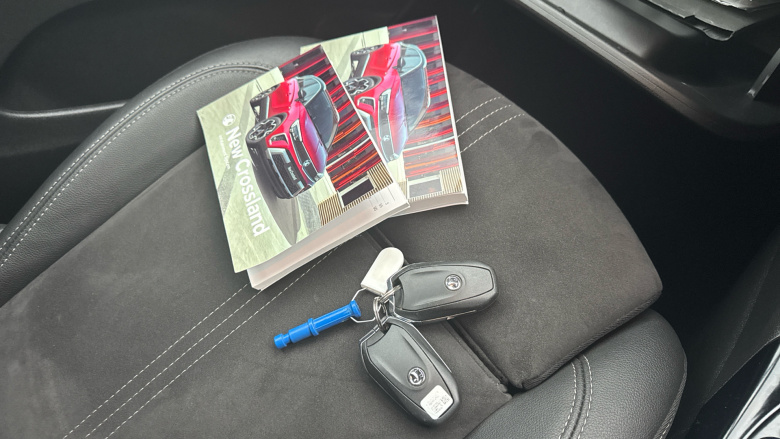 Vauxhall Crossland 1.5 Turbo D Ultimate 5dr Diesel Hatchback